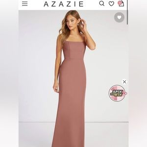 Azazie taya- cedar rose